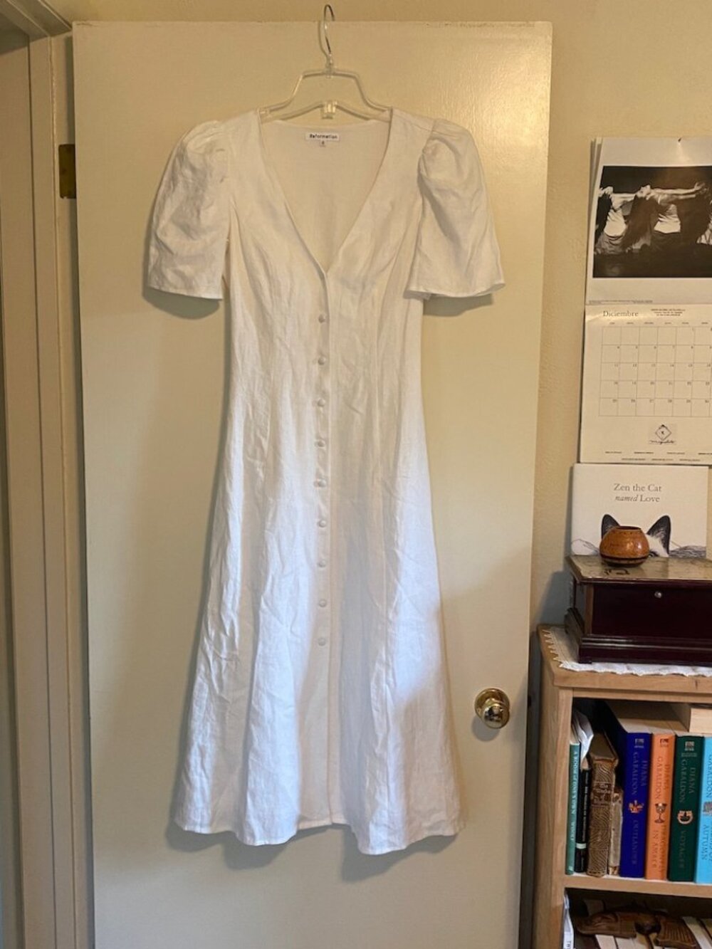 Revolution White Linen Dress, Women's Size 0 (fits like a 2), Like New